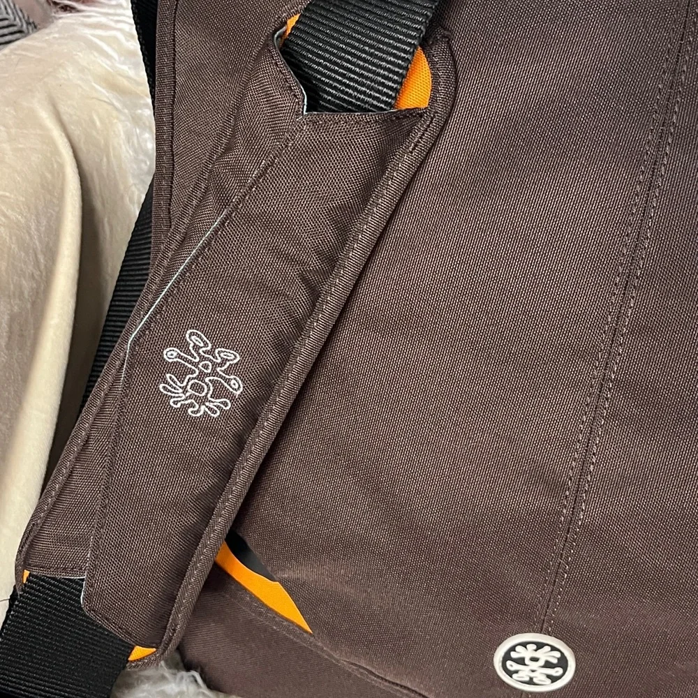 NWT Crumpler Hee-Goer Camera/Laptop Bag (Brown)